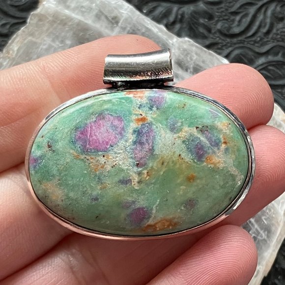 Natural Ruby Fuschite Kyanite Stone Jewelry Crystal Pendant - Picture 2 of 7